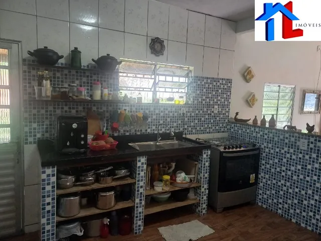 Imagem 3: VENDO casa com terreno 1.304 m²- Barra do Pojuca, 2/4 com suítes e 1 closet, sala