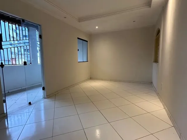 Imagem 1: Apartamento À Venda - 3 Quartos - 2 Suítes 1° Andar Escadas