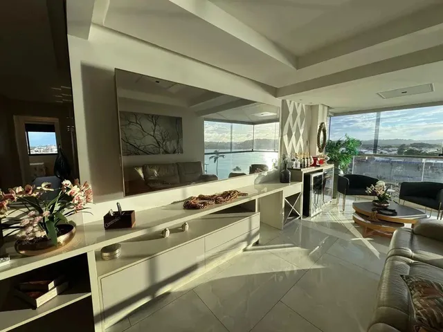 Imagem: Apartamento (Padrão), com 4 Quartos e 6