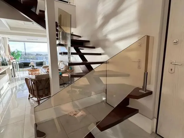 Imagem 2: Apartamento (Padrão), com 4 Quartos e 6 Banheiros À Venda, 219 M² em Ilhéus/Ba