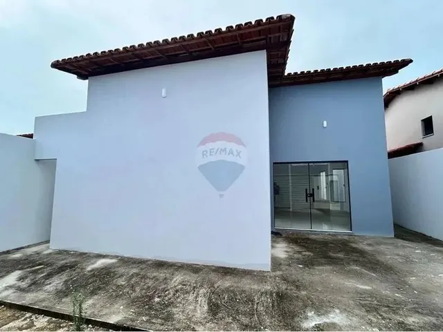 Imagem: A casa possui 3 Dormitórios, 2 Banheiros, 95m² de Área e
