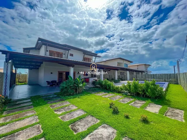 Imagem: Casa À Venda com 4 Suítes Condomínio