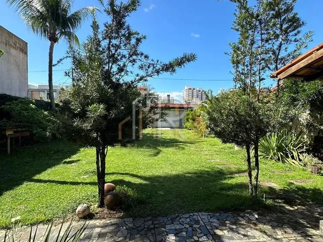 Imagem: Casa À Venda na Zona Sul com Área Verde