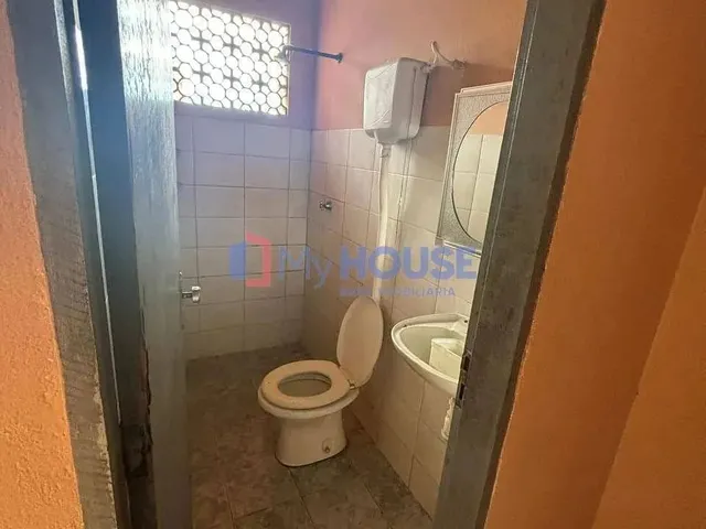 Imagem 3: Casa À Venda, Dispondo de 4/4 Sendo Duas Suítes, Próxima a Todas Comodidades No
