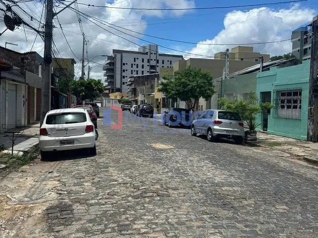 Imagem 16: Casa À Venda, Dispondo de 4/4 Sendo Duas Suítes, Próxima a Todas Comodidades No