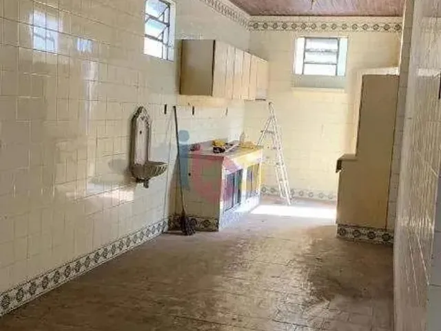 Imagem 7: Casa com Potencial para Uso Comercial Ou Construção de Prédio de Ambos os Seguimentos