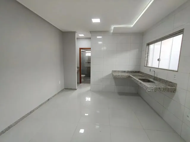 Imagem 4: Vende Casa com Ótimo Acabamento no Dinah Borges