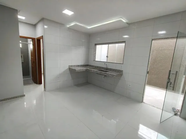 Imagem 8: Vende Casa com Ótimo Acabamento no Dinah Borges