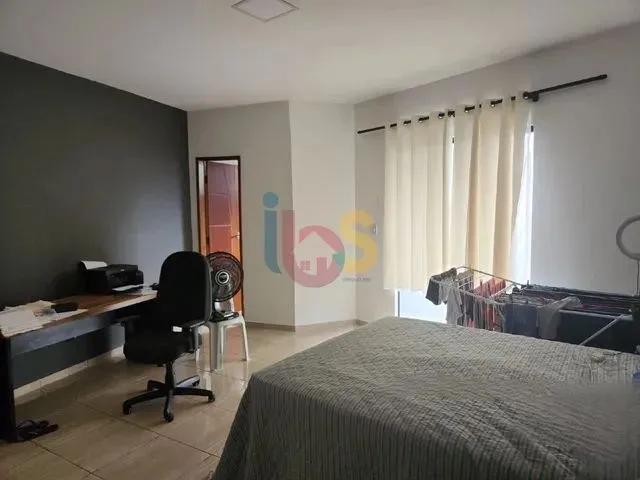 Imagem 4: Vendo Excelente Casa Duplex no Bairro Monte Libano