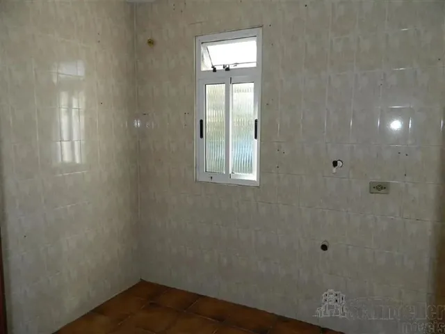 Imagem 12: Apartamento com Dois Dormitórios para Alugar no Capão da Imbuia