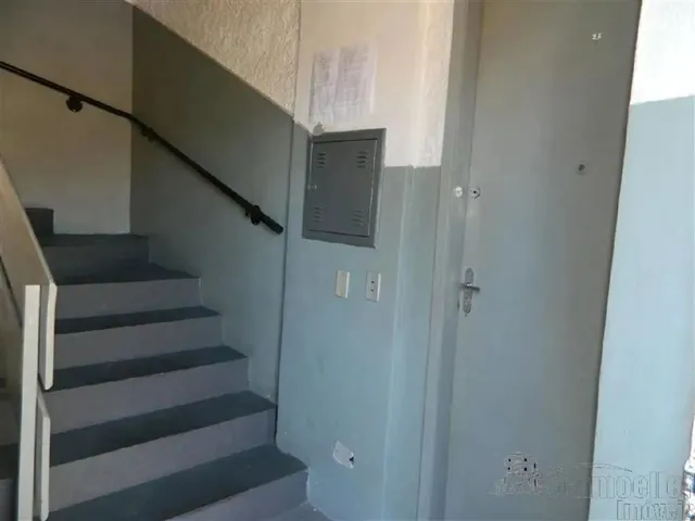 Imagem 13: Apartamento com Dois Dormitórios para Alugar no Capão da Imbuia