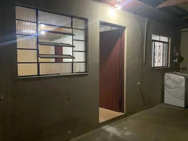Imagem 4: Casa Fundos 2 Quartos Mobiliada