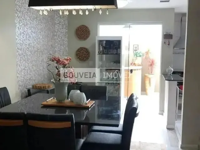 Imagem 7: Sobrado Triplex com 4 Dormitórios, 1 Suíte, 200 M², Aluguel de R$ 4.900 + Taxas