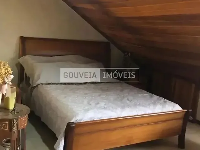 Imagem 14: Sobrado Triplex com 4 Dormitórios, 1 Suíte, 200 M², Aluguel de R$ 4.900 + Taxas