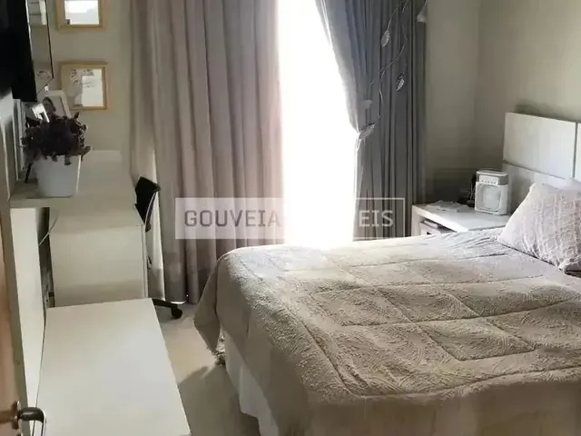 Imagem 2: Sobrado Triplex com 4 Dormitórios, 1 Suíte, 200 M², Aluguel de R$ 4.900 + Taxas