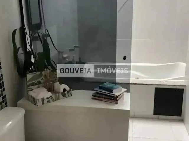 Imagem 10: Sobrado Triplex com 4 Dormitórios, 1 Suíte, 200 M², Aluguel de R$ 4.900 + Taxas