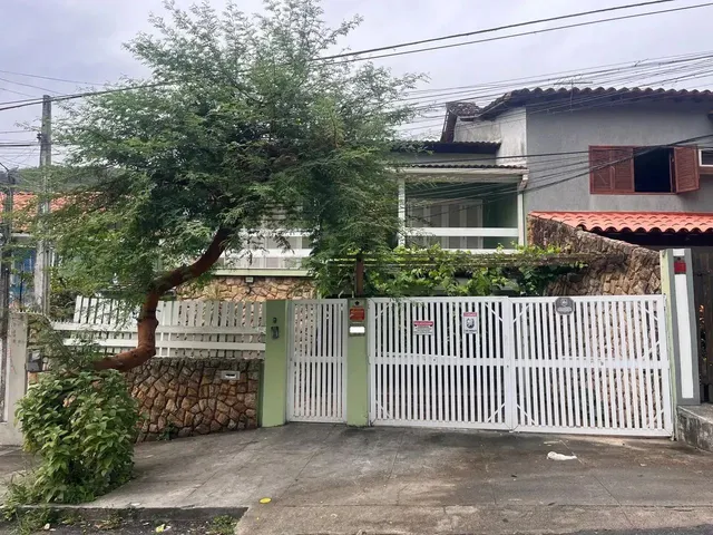 Imagem 10: Jo646A - Excelente Casa com 3 Quartos (Reversível para 4) com 244 M² em São Francisco