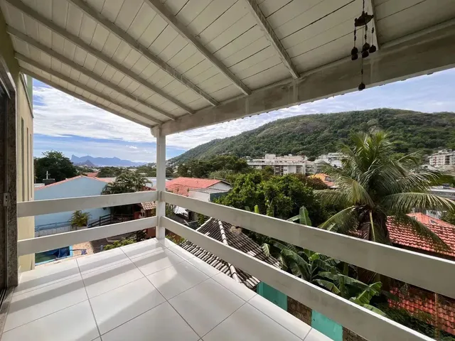 Imagem 8: Jo646A - Excelente Casa com 3 Quartos (Reversível para 4) com 244 M² em São Francisco