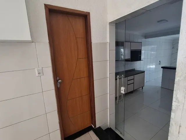 Imagem 6: Alugo Excelente Casa Duplex - com Piscina - Bairro Marco