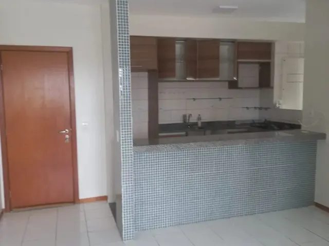 Imagem: Alugo Apartamento com 3 Suítes e Armários