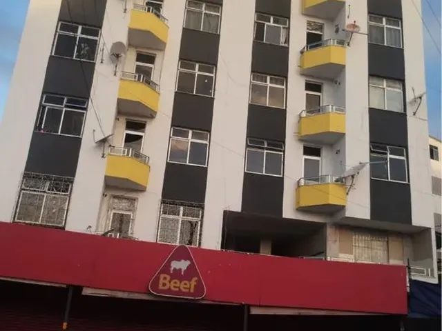 Imagem: Quarto e Sala Tipo Kitnet na Av. Dorival