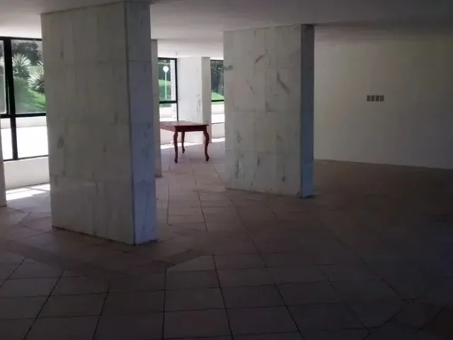 Imagem 2: Apartamento no Costa Azul, 3 Quartos, 130 M2 de Área Privativa, C/ Dependências