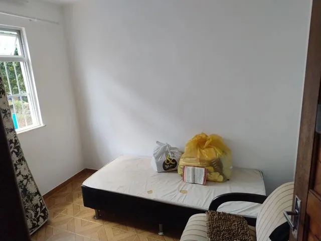Imagem: Alugo Um Quarto