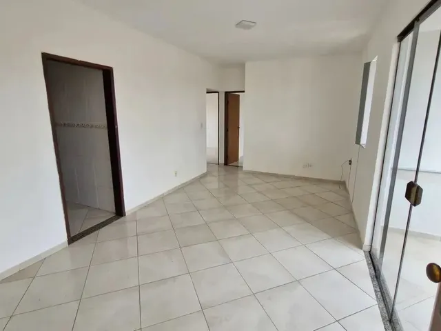 Imagem: Apartamento Grande, 3 Quartos (1 Suíte)