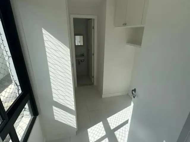 Imagem 7: Apartamento 3/4 + Dependência - Armacao - Vista Mar - Oportunidade