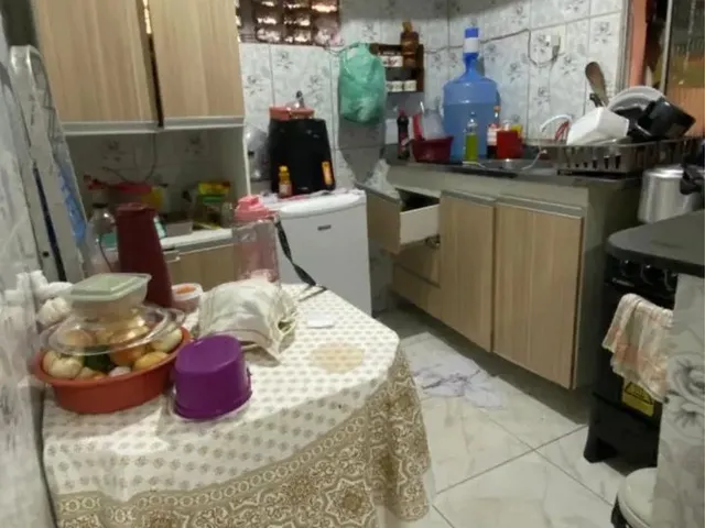 Imagem 6: Aluguel de Casa - 4 Quartos | 2 Banheiros