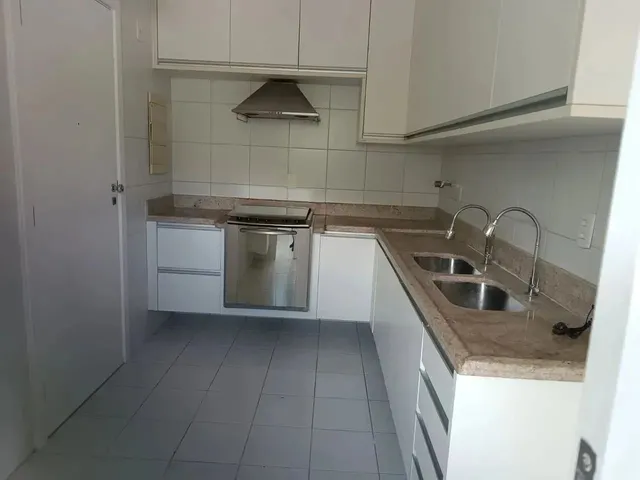 Imagem 5: Armação Aptº 3 Quartos Próximo da Praia