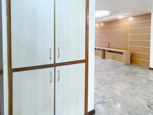 Imagem 11: Pituba Apto Grande 201M2 com 4 Quartos 2 Suites 2 Dependencias 2 Garagens e Infraestrutura