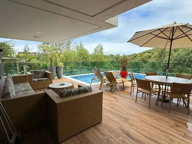 Imagem: Casa para Aluguel com 4 Quartos em Alphaville