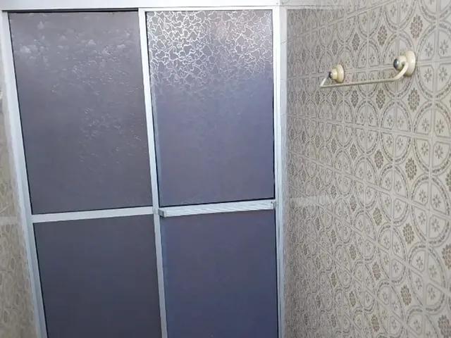 Imagem 6: Alugo Quarto com Suite em Amaralina