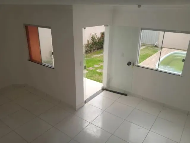 Imagem 10: Casa Duplex em Stella Maris, 4 Quartos com Piscina e Churrasqueira