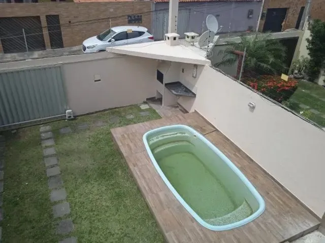 Imagem 5: Casa Duplex em Stella Maris, 4 Quartos com Piscina e Churrasqueira