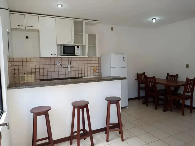Imagem 9: Sobrado para Aluguel Tem 40 Metros Quadrados com 1 Quarto em Stella Maris - Salvador - Ba
