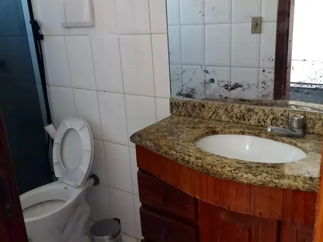 Imagem 5: Sobrado para Aluguel Tem 40 Metros Quadrados com 1 Quarto em Stella Maris - Salvador - Ba