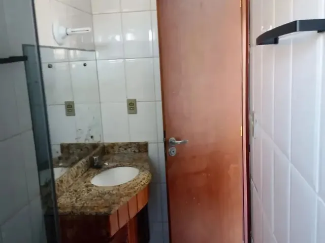 Imagem 2: Sobrado para Aluguel Tem 40 Metros Quadrados com 1 Quarto em Stella Maris - Salvador - Ba