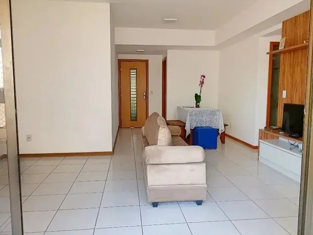 Imagem 4: Apartamento para Vender Ou Alugar de 3 Quartos com 94,00 M² e 2 Garagens no Costa Azul