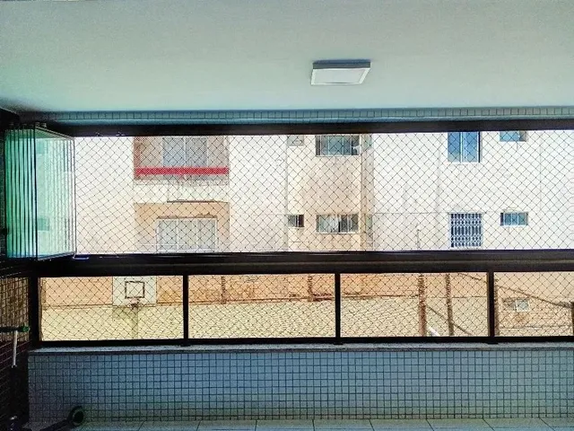Imagem 8: Apartamento para Vender Ou Alugar de 3 Quartos com 94,00 M² e 2 Garagens no Costa Azul