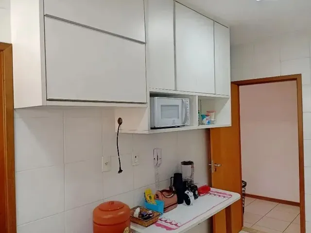 Imagem 12: Apartamento para Vender Ou Alugar de 3 Quartos com 94,00 M² e 2 Garagens no Costa Azul