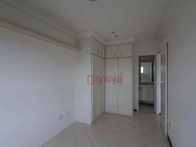 Imagem 3: Aluga Apartamento com 1 Quarto Sendo Suíte, Varanda, Armários, Andar Alto, Ótima