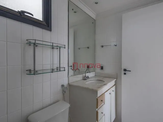 Imagem 5: Aluga Apartamento com 1 Quarto Sendo Suíte, Varanda, Armários, Andar Alto, Ótima