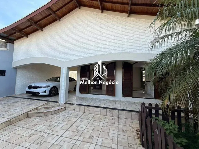 Imagem: Casa À Venda com 3 Quartos, 3 Banheiros