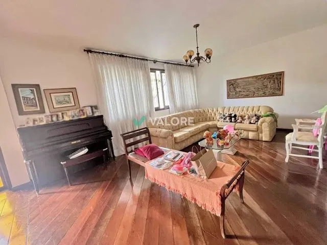 Imagem: Casa 4 Quartos 6 Vagas Comiteco