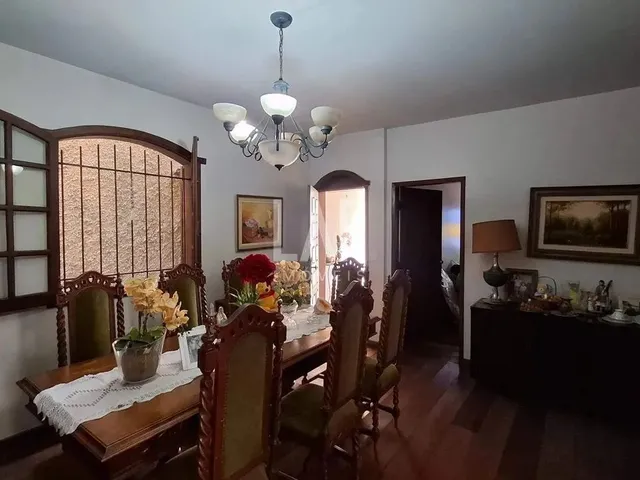 Imagem 7: Casa À Venda, 4 Quartos, 2 Suítes, 4 Vagas, Santo Antônio - Belo Horizonte/Mg