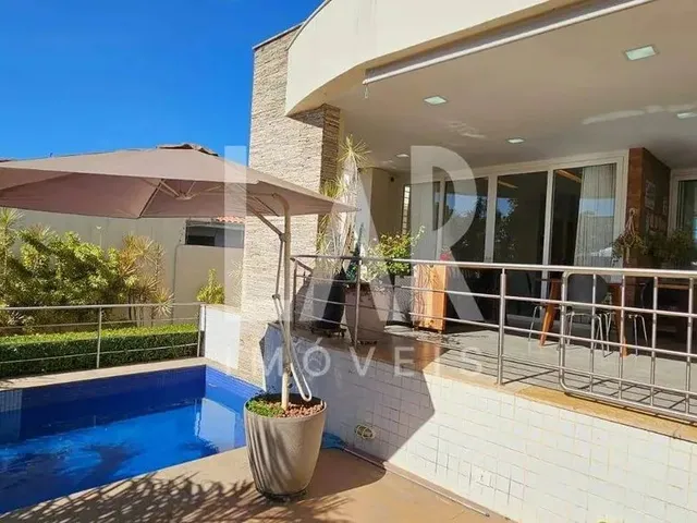 Imagem: Casa À Venda, 4 Quartos, 3 Suítes, 5 Vagas