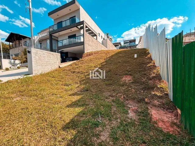 Imagem: Terreno À Venda no Condomínio Village