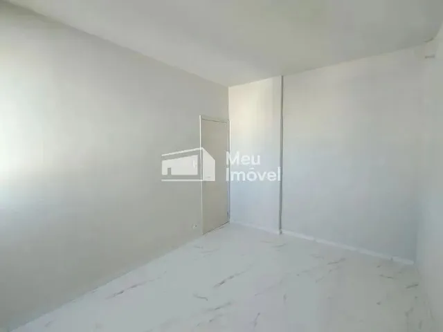 Imagem 8: Ecl Aluguel Apartamento 2 Dormitórios - Amplo e Reformado - Condomínio Edifício